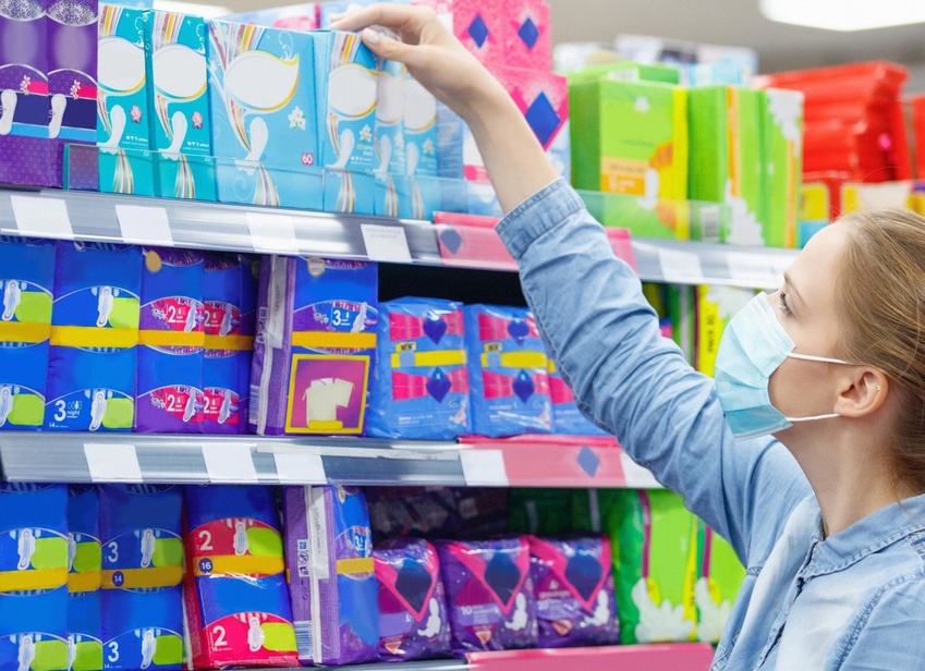 19 тысяч за экономичную упаковку прокладок женщины сметают в магазинах средства гигиены